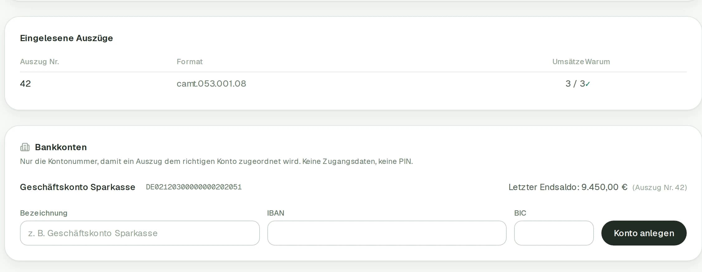 Kontoauszug-Übersicht: eingelesener Auszug Nr. 42 mit 3 von 3 zugeordneten Umsätzen, Bankkonto mit IBAN und Endsaldo